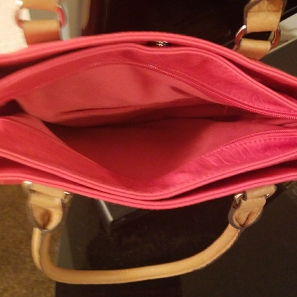 Purse - Picture 3 of 4